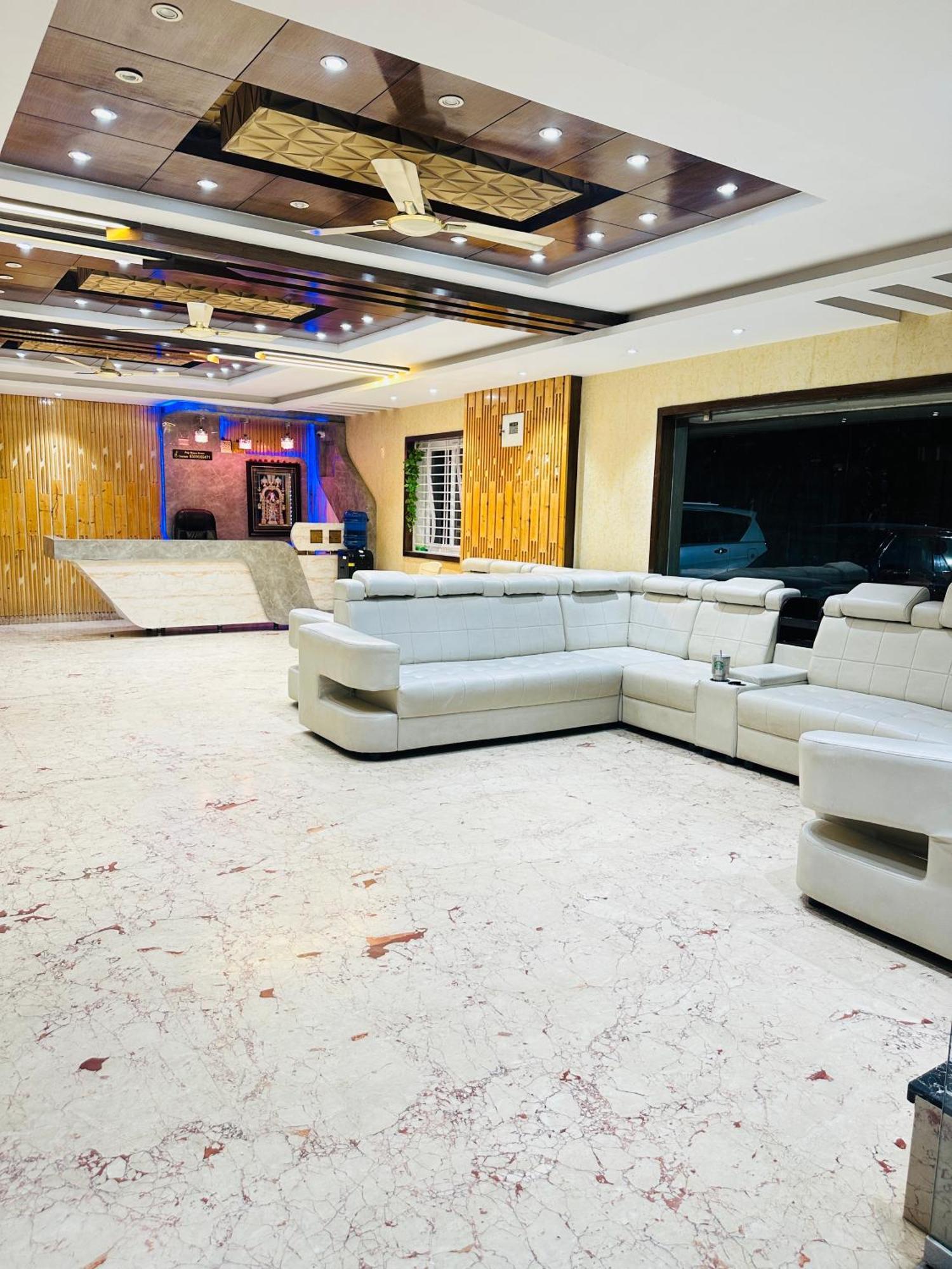 Hotel Pcr Grand Residency Rayachoty Exterior foto
